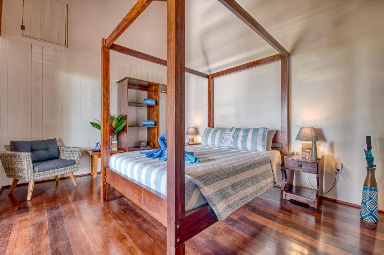 Oasis Bluff 5*