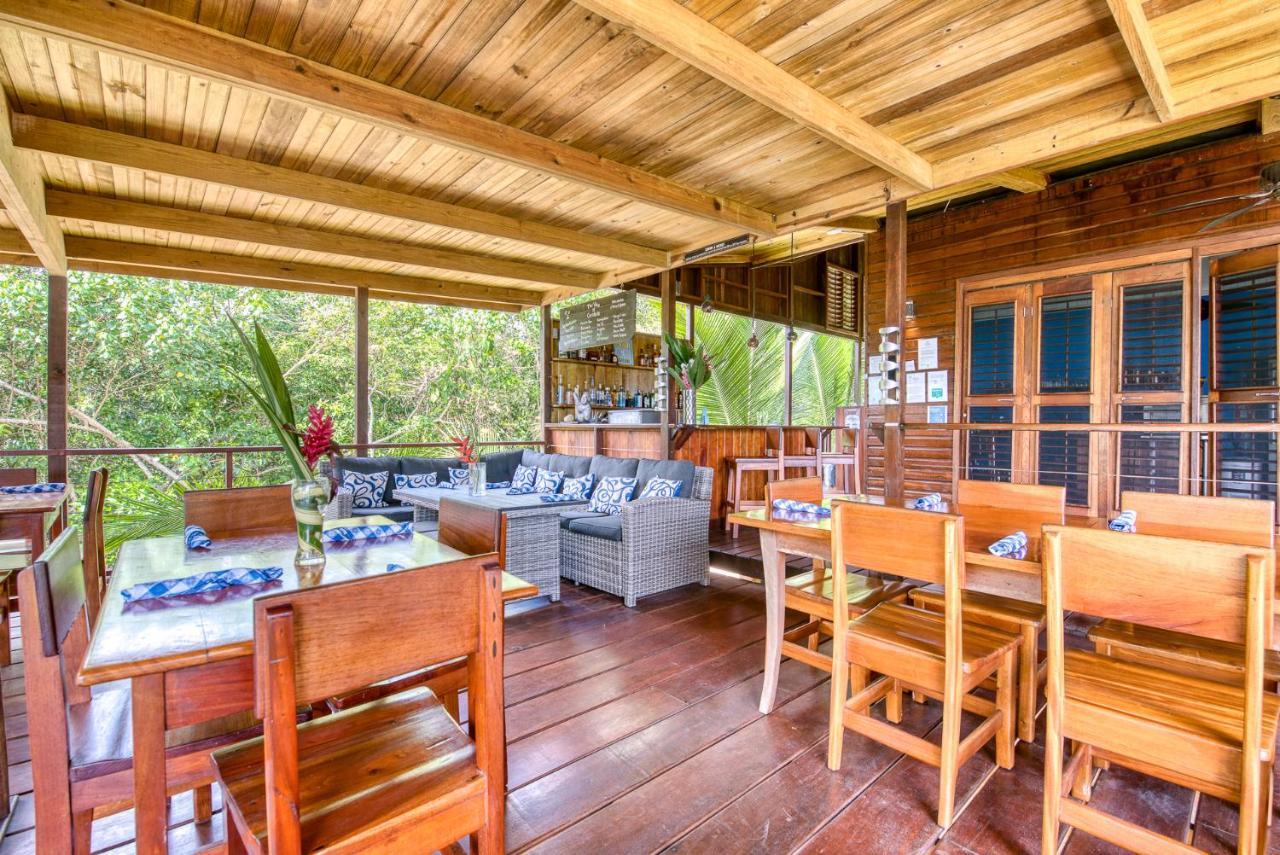 Oasis Bluff Bocas del Toro