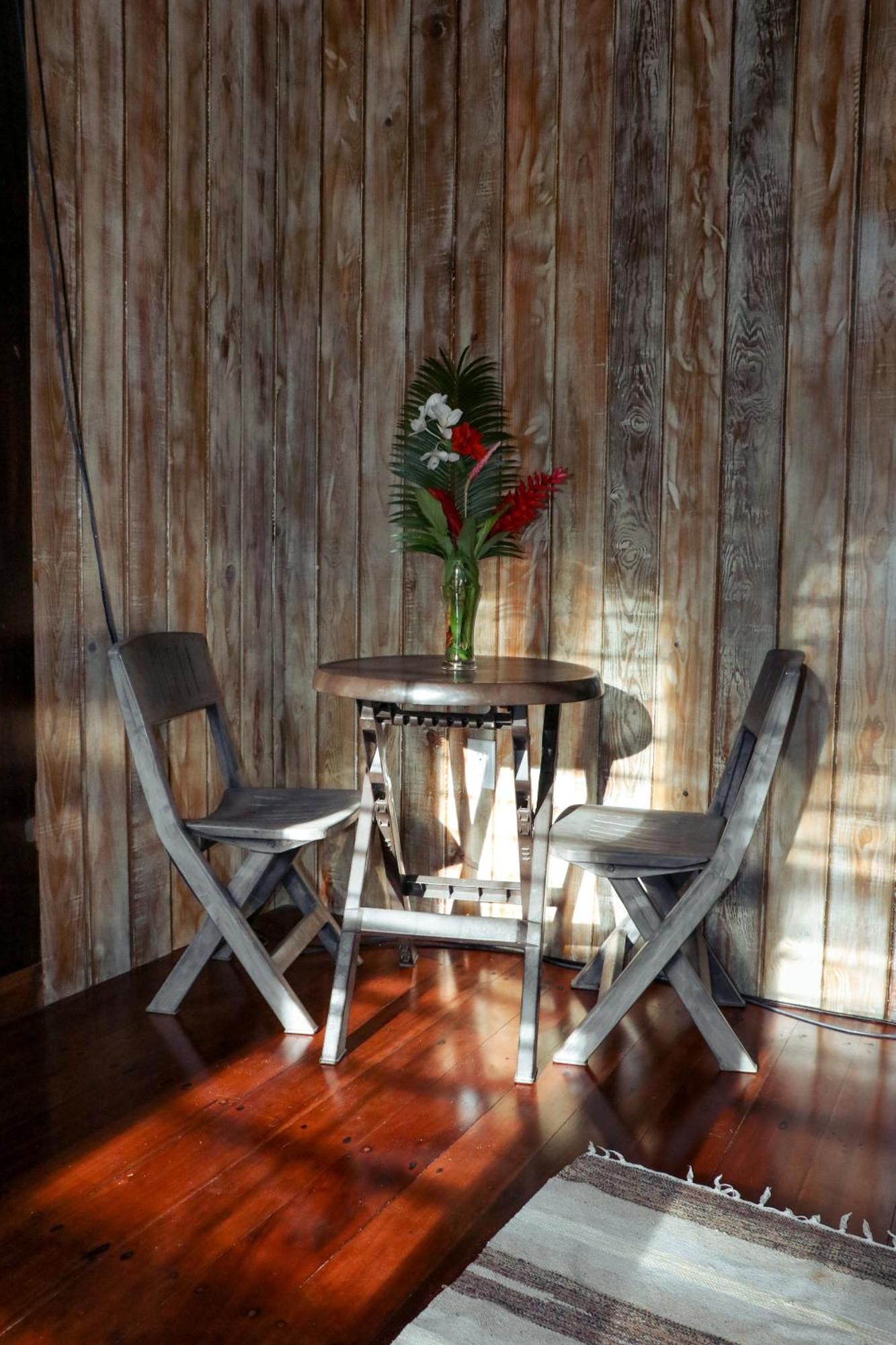 Couette-café Oasis Bluff Bocas del Toro