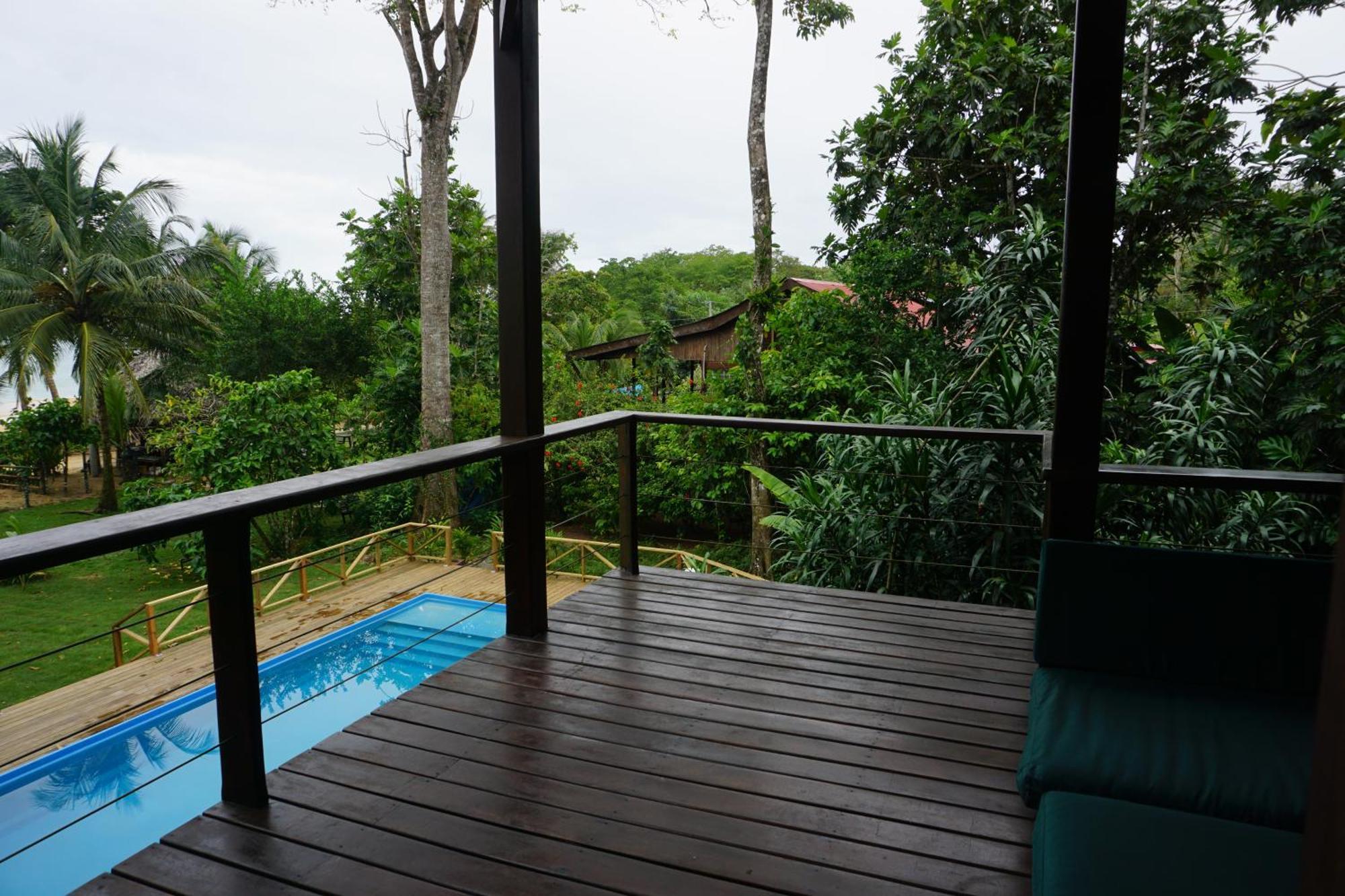 Oasis Bluff Bocas del Toro